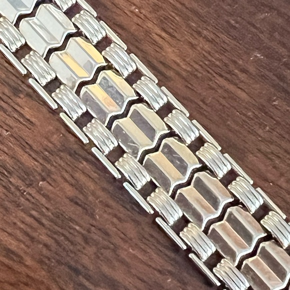 Vintage signed Sarah Cov gold links bracelet 7” - Picture 2 of 5